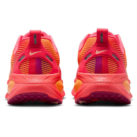 Nike Vomero 18 SE W